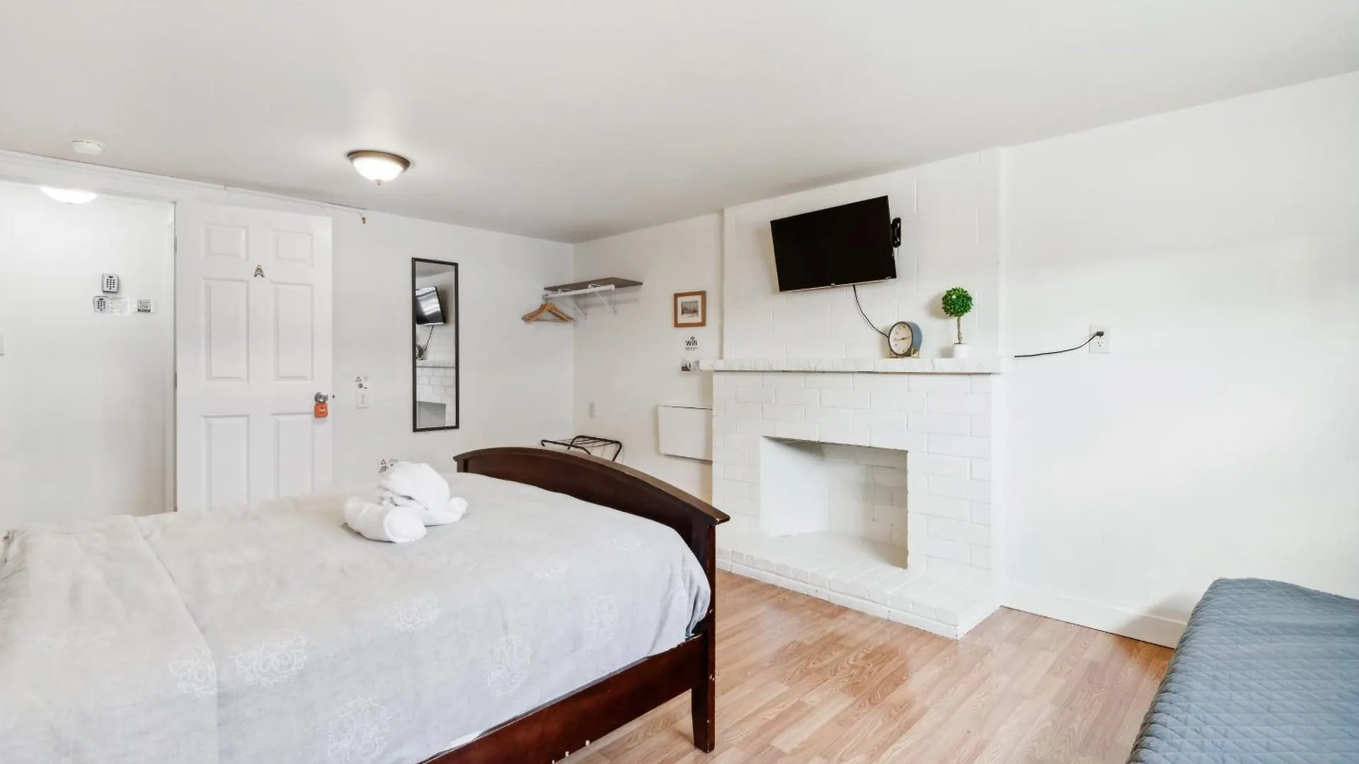 Brighton Retreat Walk To Metro Duplex Apartment Seattle United States