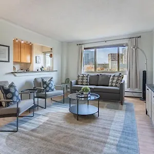 Holiday home Vibrant Downtown, King Bed, Work Desk & Kitchen, Seattle